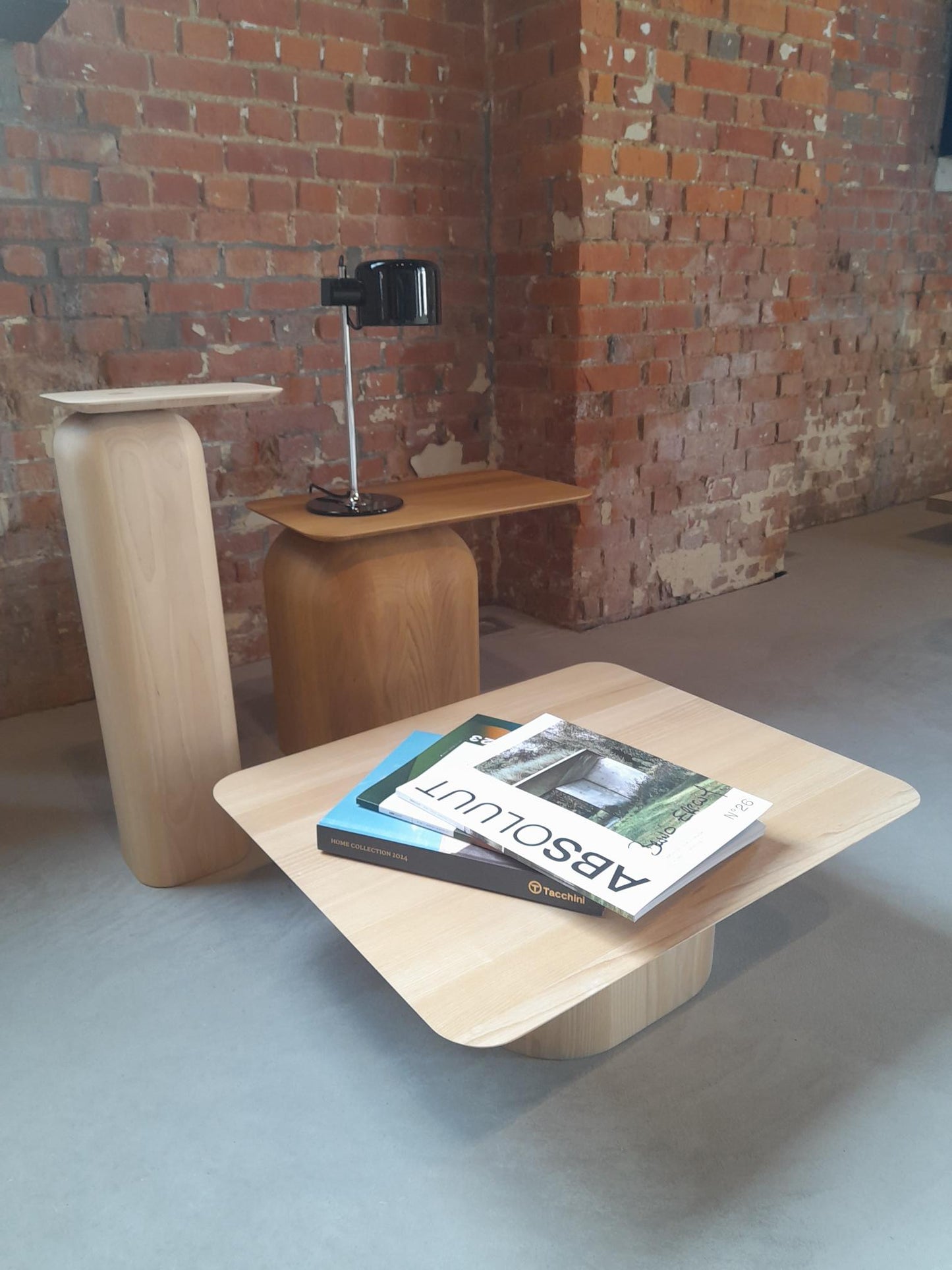 Nikari, April sidetable birch