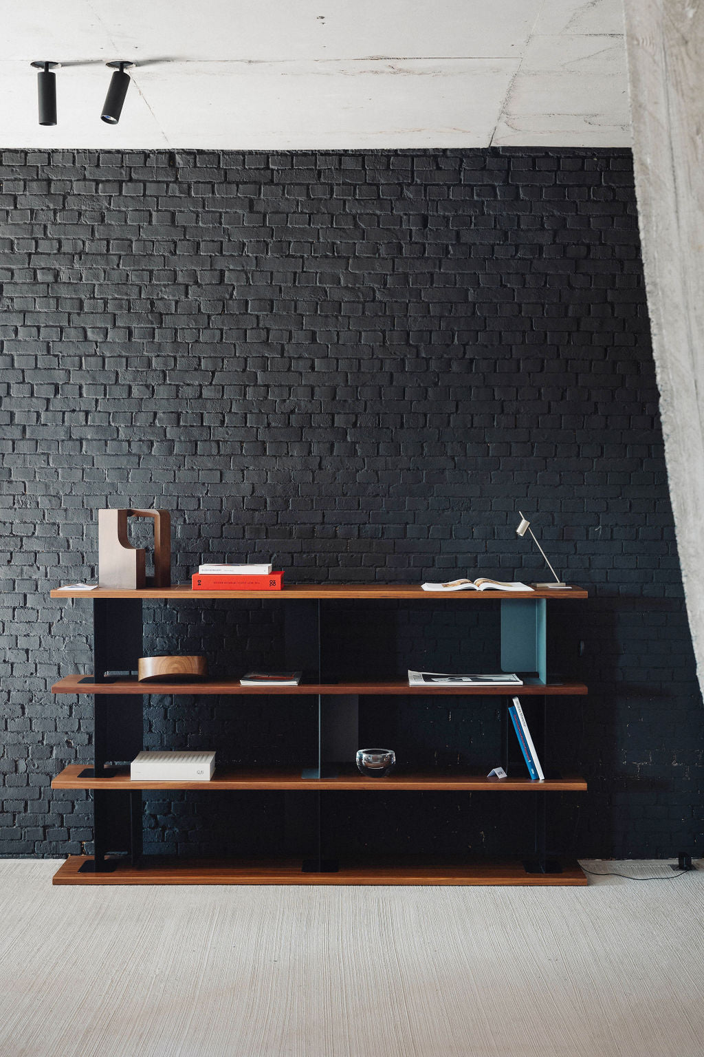 Classicon, Paris shelf