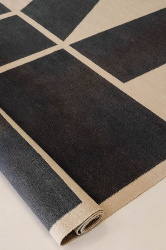 Kvadrat, AB11 Kelim Untitled